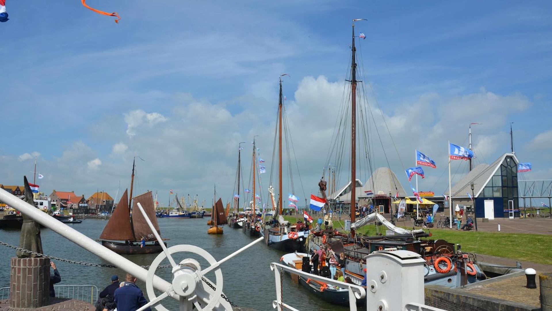 Stacaravan Op 5 Sterren Vakantiepark De Kuilart Friesland Aan Het Meer Met Zwembad 5P 237 Koudum Kültér fotó